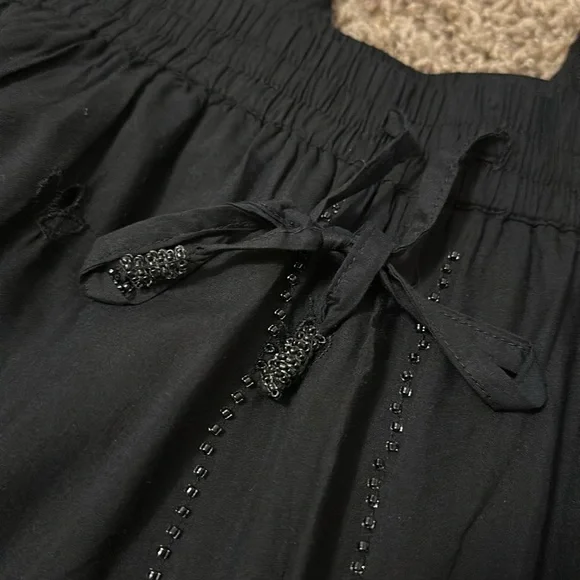 Zara Eyelet Pants (XS) - Picture 7 of 11